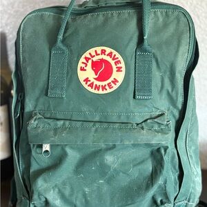 Fjallraven Kånken Forest Green Backpack